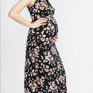 SOLD Motherhood maternity dress